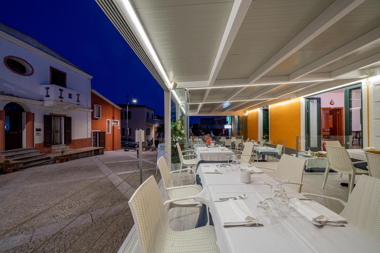 Hotel Marinaro ซานตา เตเรซา กัลลูรา ภายนอก รูปภาพ